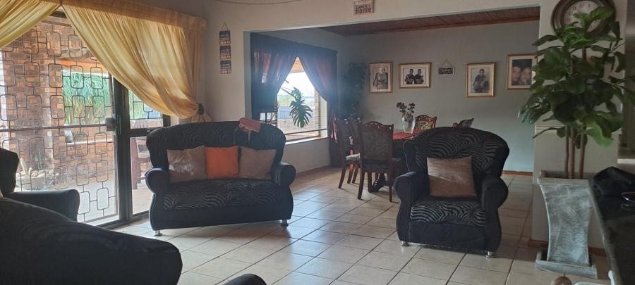4 Bedroom Property for Sale in Vanes Estate Eastern Cape